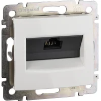 VALENA Розетка компьютерная RJ45х1 UTP белая