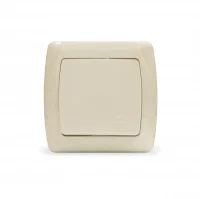 Маргарита розетка одноместная с крышкой  с/з, с/у, 16А, 220В, сл.кость (ivory) (еврослот)